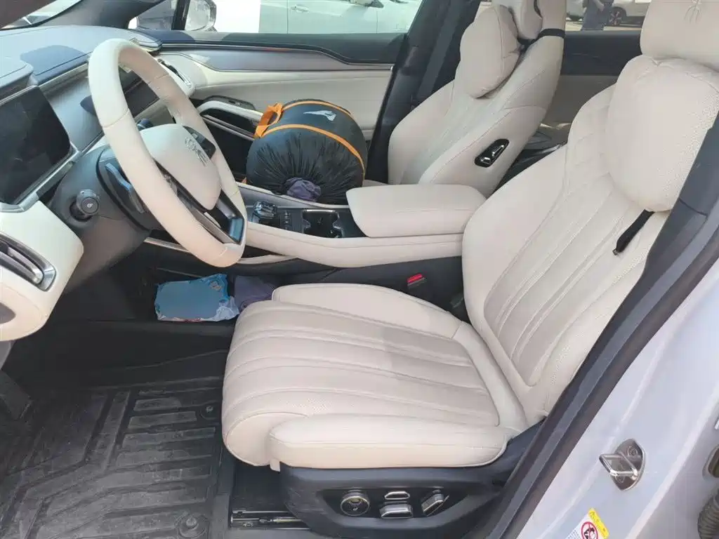 BYD Song L EV 2025 662km Excellence Smart Driving Model фото 11