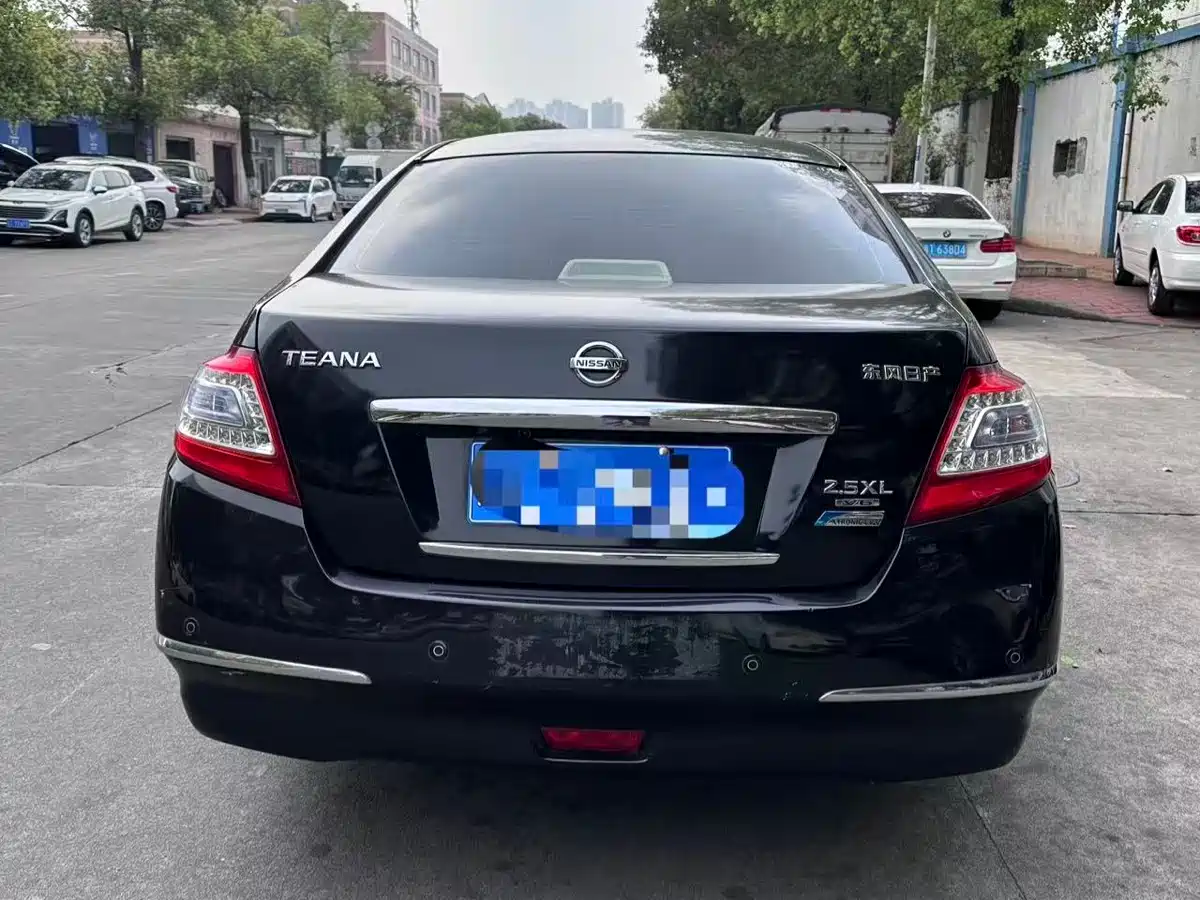 Фото 8 - Nissan Teana
