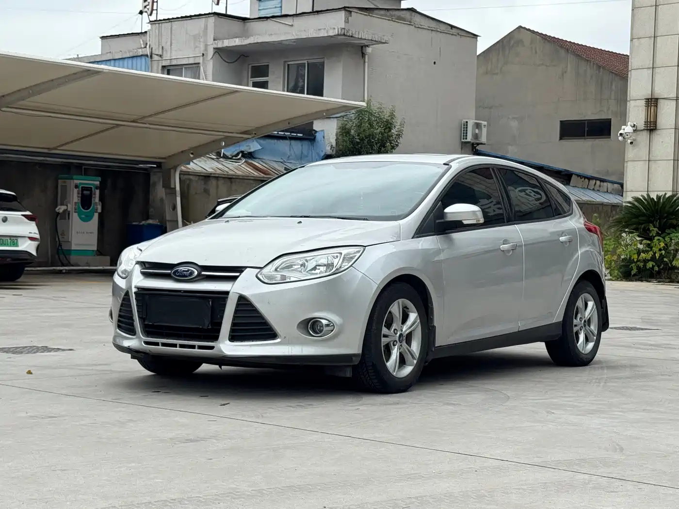 Ford Focus 2012 2012 Hatchback 1.6L Automatic Trend