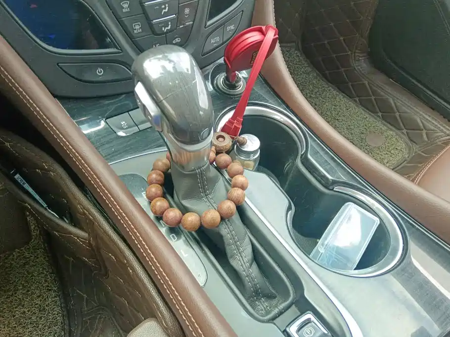 Photo 16 - Buick Envision Plus