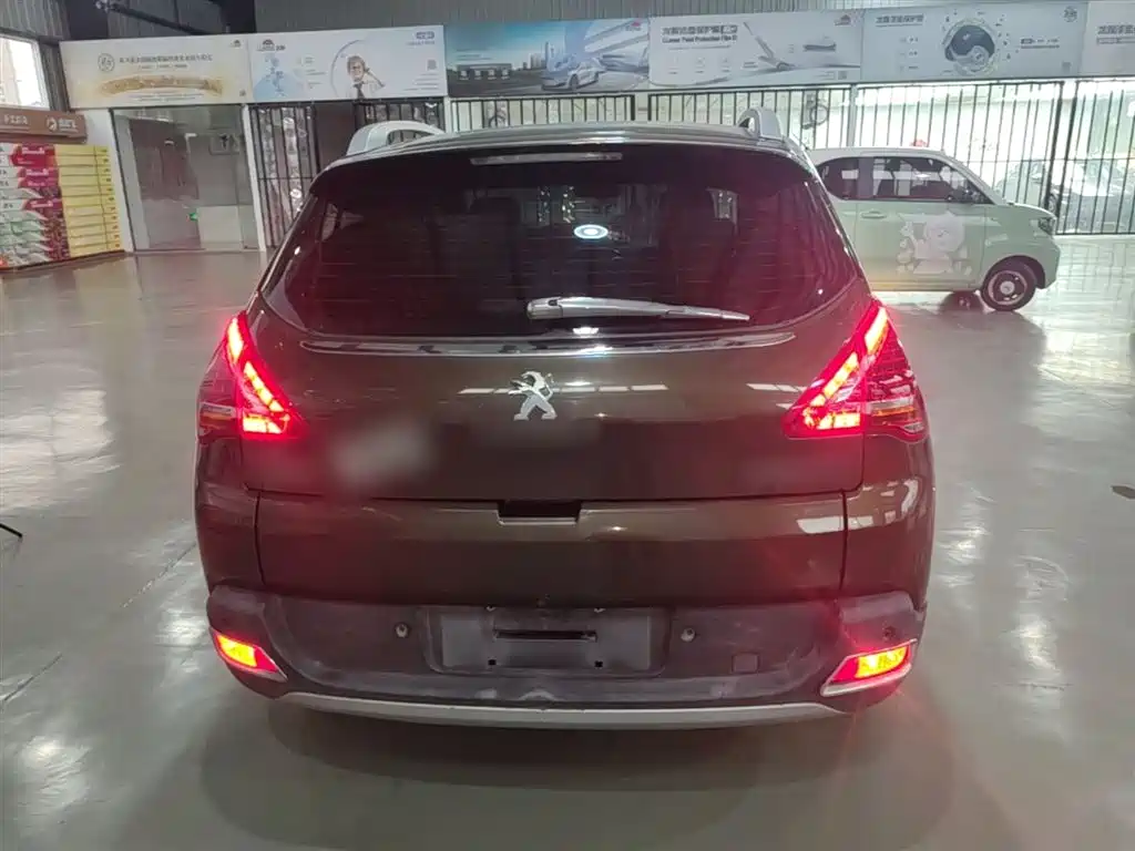 Peugeot 3008 2013 1.6THP Automatic Prestige Edition фото 6