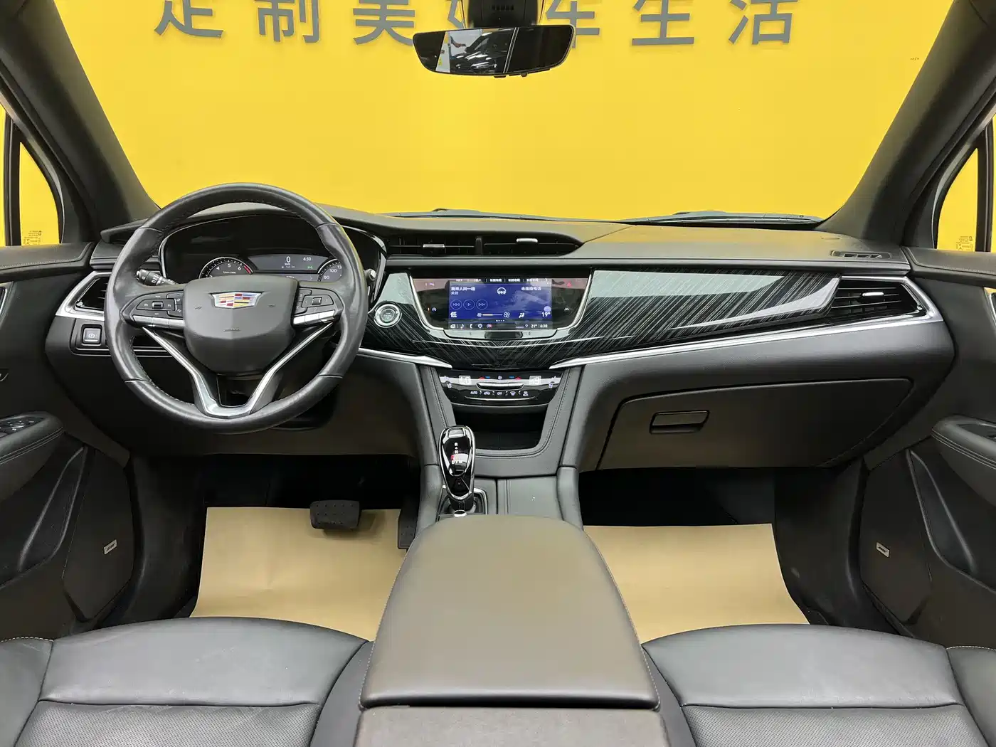 Cadillac XT6 2022 2.0T 7-Seater AWD Luxury Standard Edition фото 16