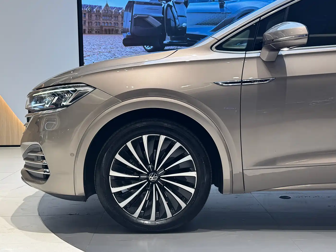 Volkswagen Viloran 2020 380TSI Flagship Edition фото 4