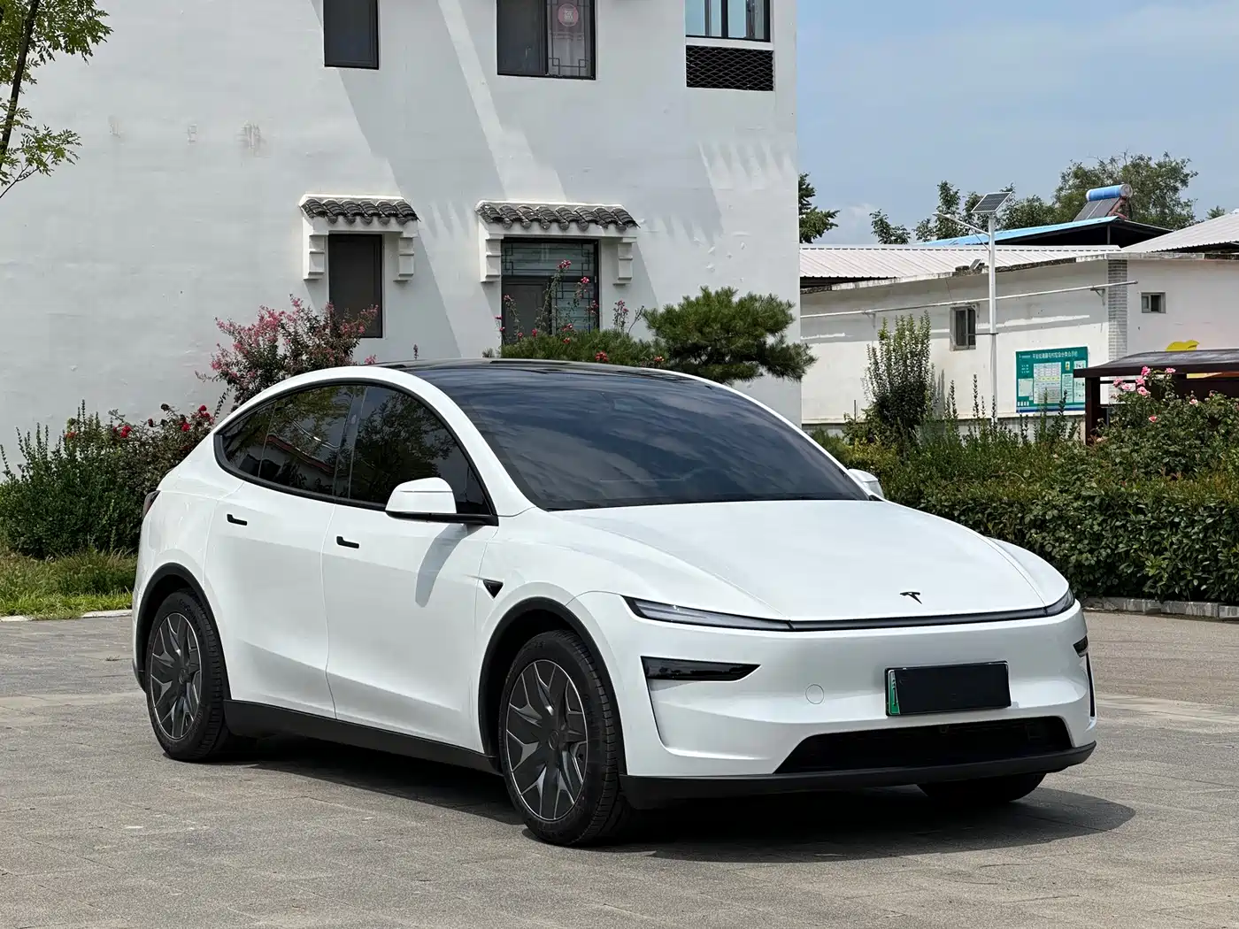 Tesla Model Y L 2026 2025 Facelift Long Range AWD