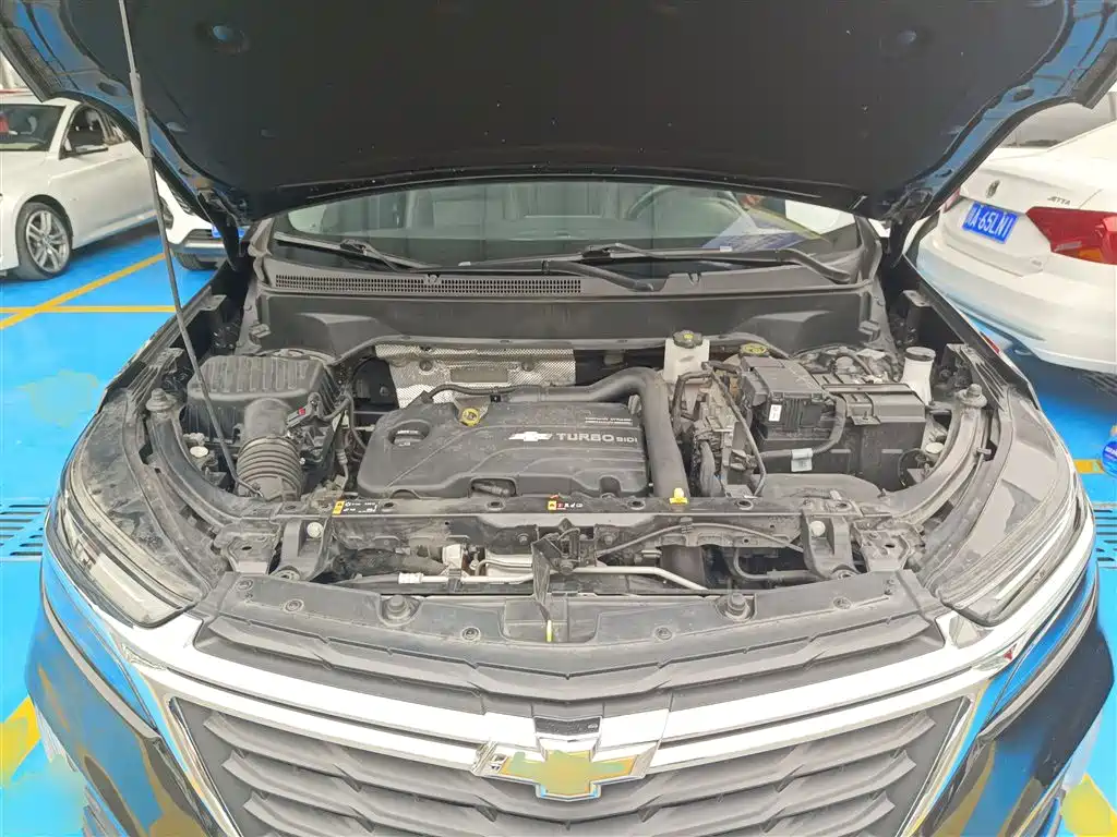 Chevrolet Equinox 2022 535T Galloping Edition фото 20