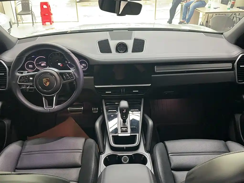 Porsche Cayenne 2023 Cayenne S 2.9T Platinum Edition фото 12