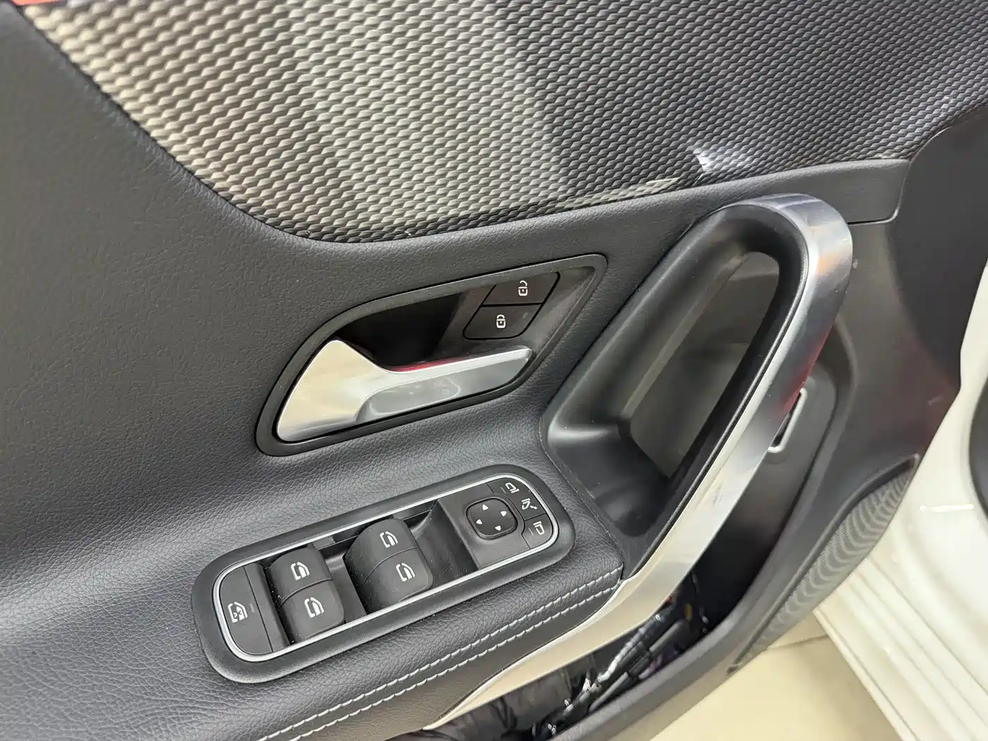 Mercedes-Benz A-Class 2022 Facelift III A 200 L Sport Sedan Fashion фото 19