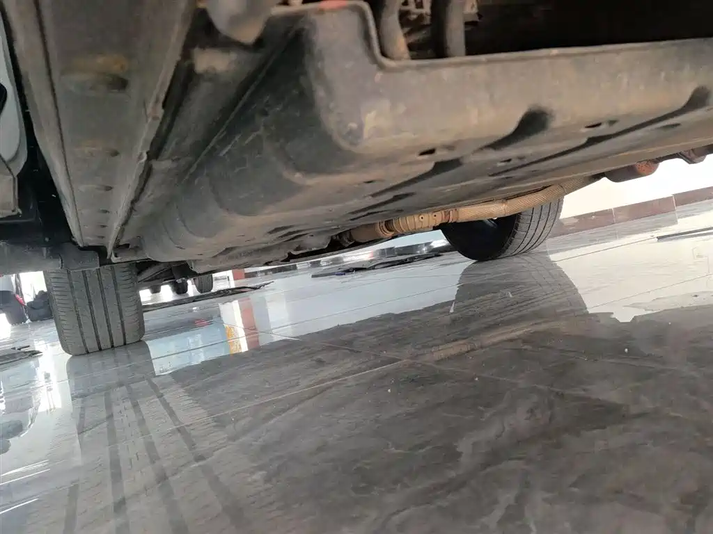 BYD Song PLUS PHEV 2021 DM-i 51KM Honor фото 21