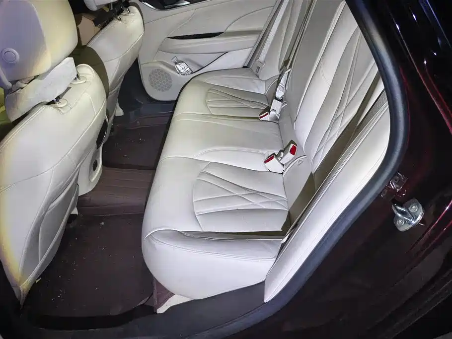 Buick LaCrosse 2022 Avenir First Edition фото 11