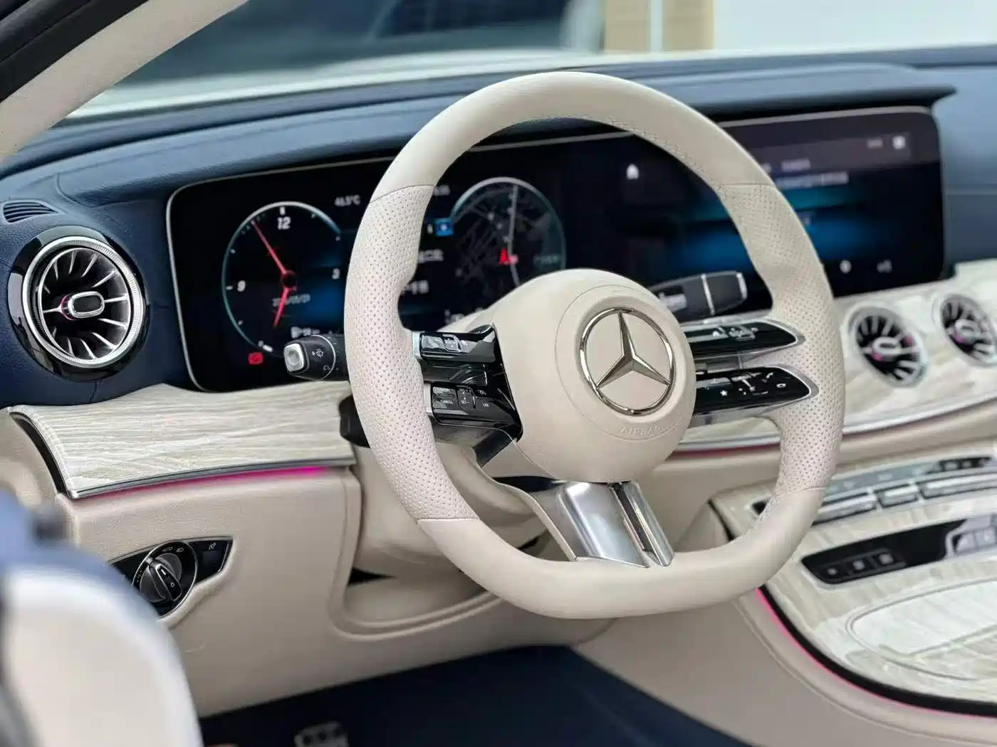 Mercedes-Benz E-Class (Import) 2021 E 300 Coupe фото 5