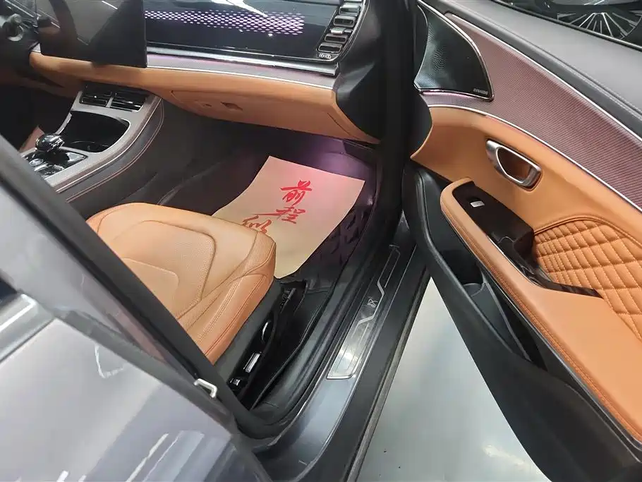 BYD Han 2022 DM-i 121KM Premium Edition фото 8