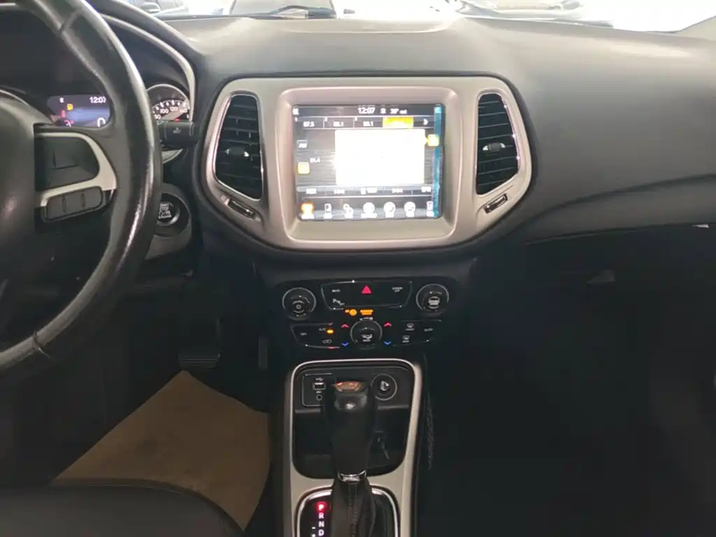 Jeep Compass 2017 2017 200T Automatic Family Edition