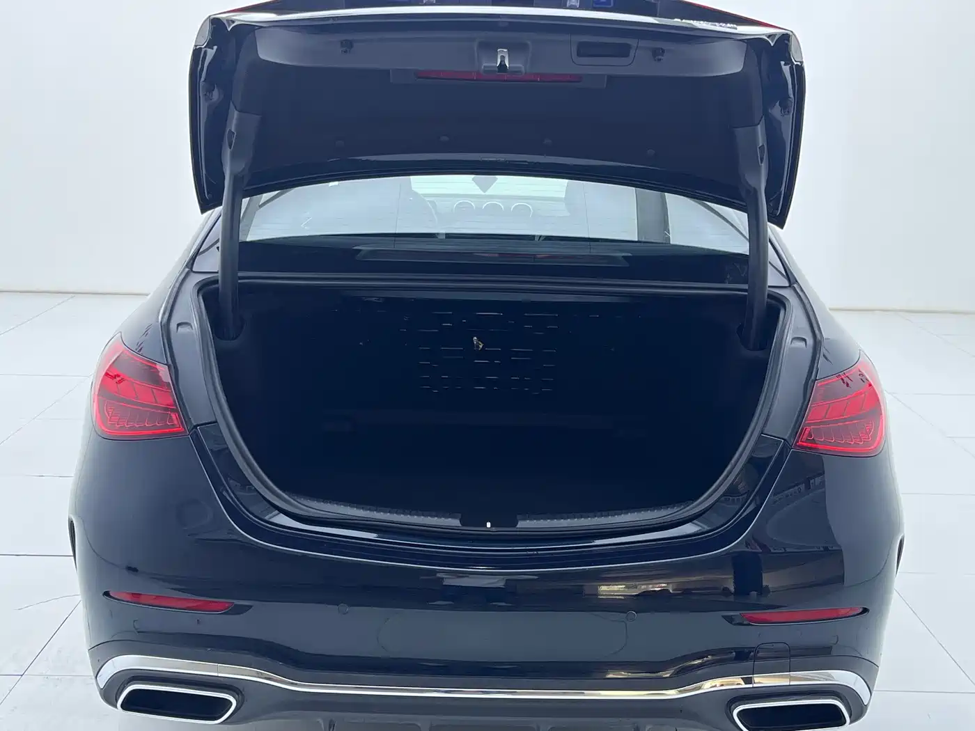 Mercedes-Benz C-Class 2024 Facelift C 260 L Sport фото 17