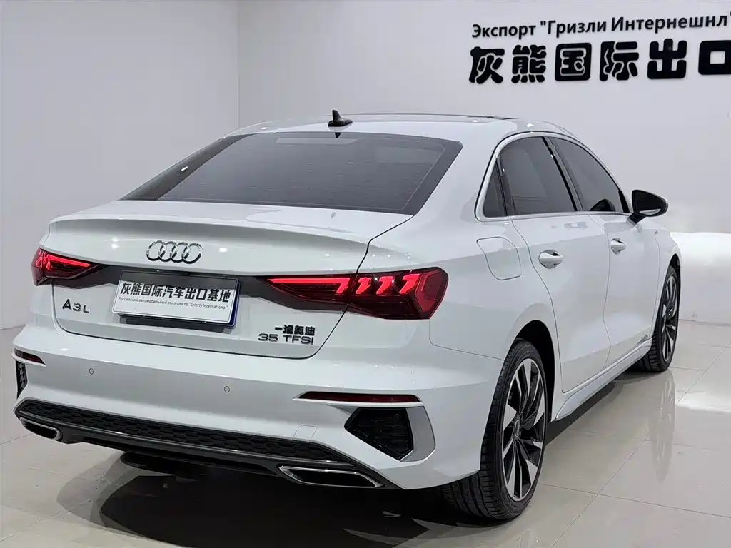 Audi A3 2022 A3L Limousine 35 TFSI Style Sport фото 4