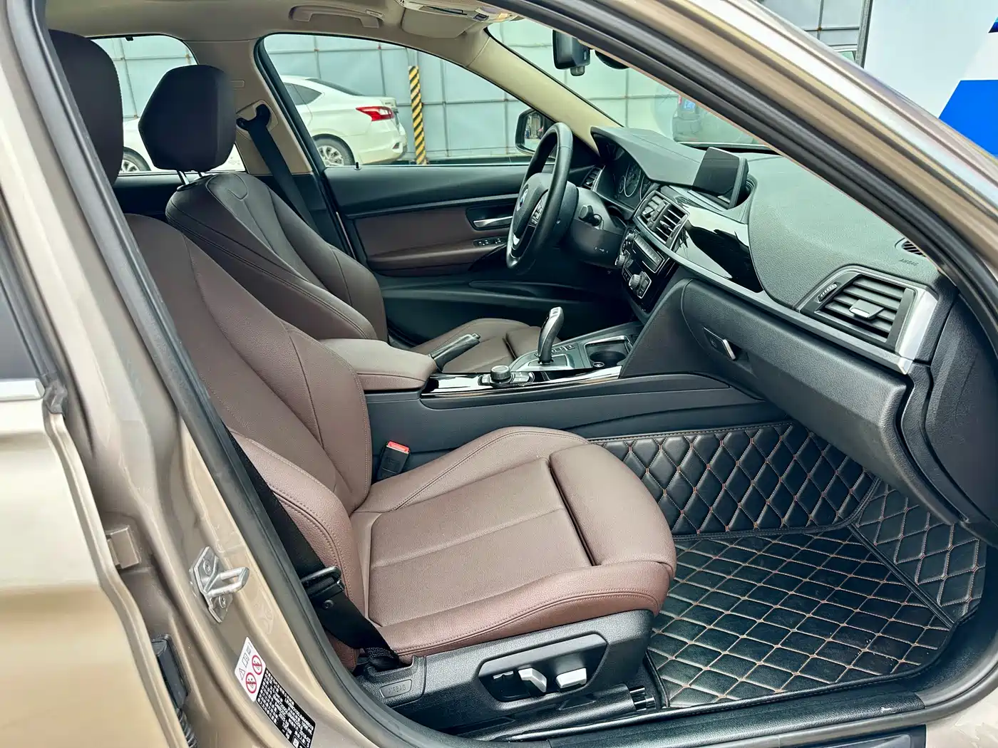 BMW 3 Series 2018 320Li Fashion Style фото 12