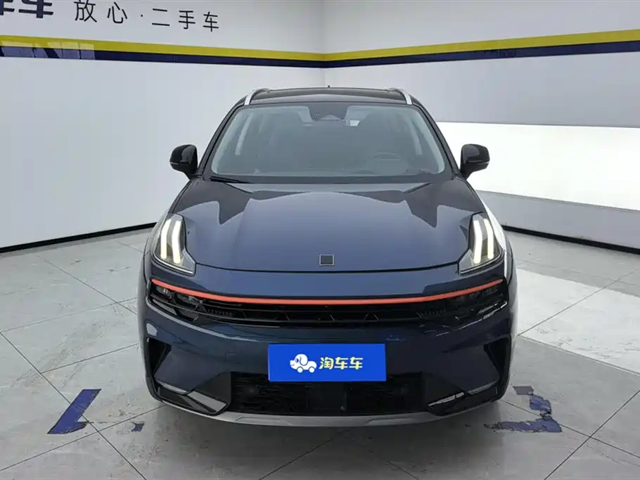 Lynk & Co 06 2020 1.5T Halo фото 2