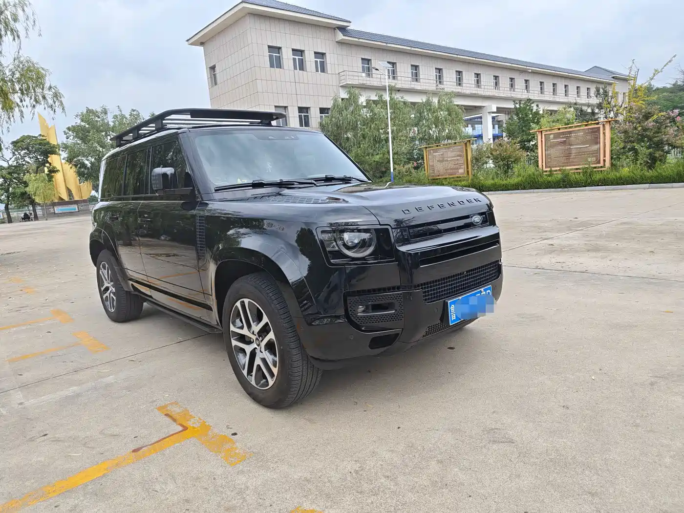 2026 Land Rover Defender