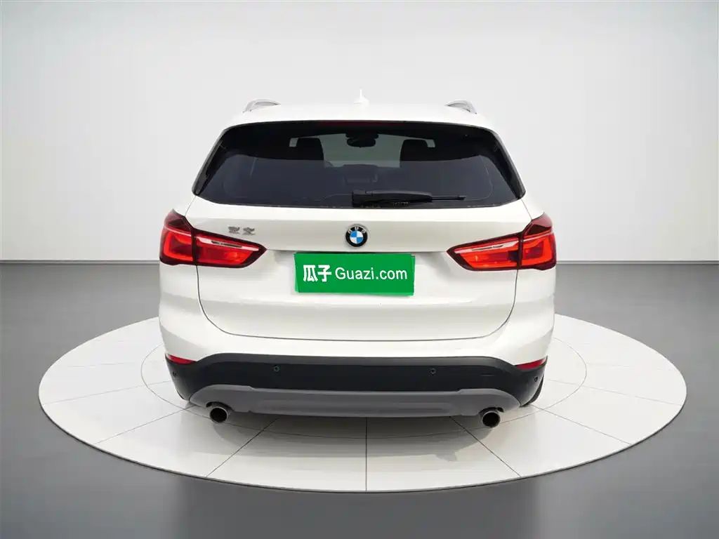 BMW X1 2019 sDrive20Li Leading Model фото 6