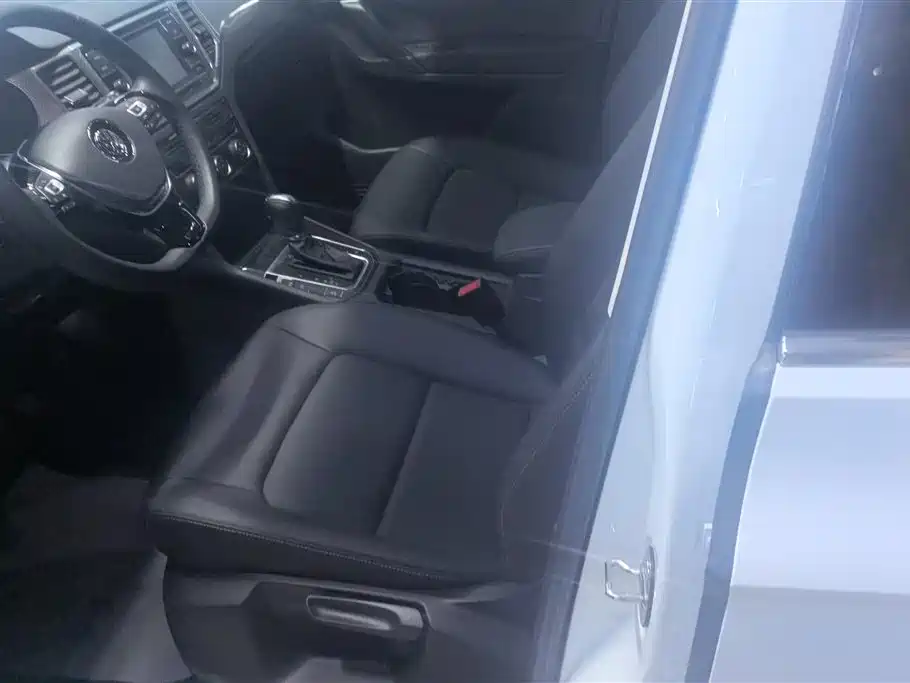 Volkswagen Golf Sportsvan 2019 280TSI Automatic Curiosity Edition China V фото 9