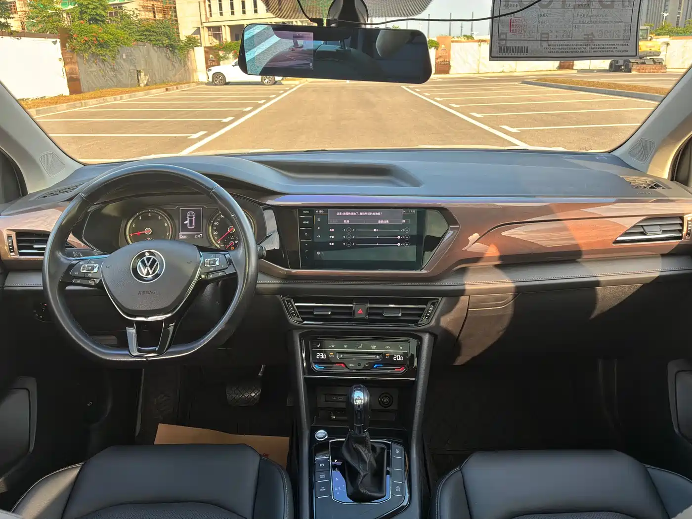 Volkswagen Tharu 2021 Model 280TSI 2WD Luxury Edition фото 10