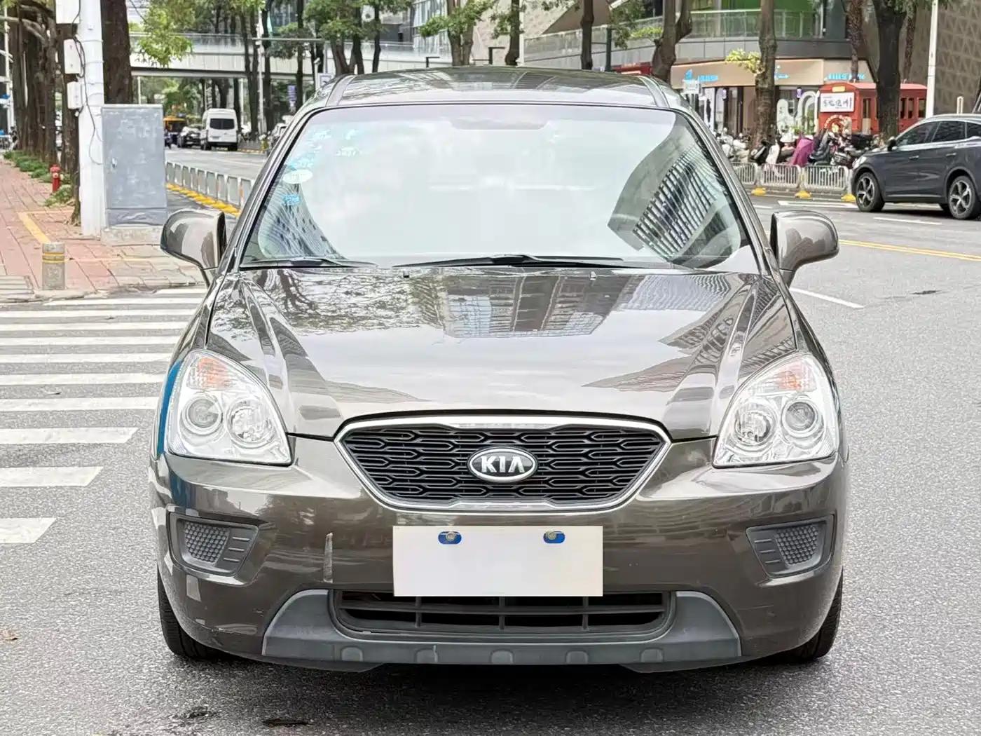Kia Carens 2011 2011 1.6L 5-seat Automatic Comfort