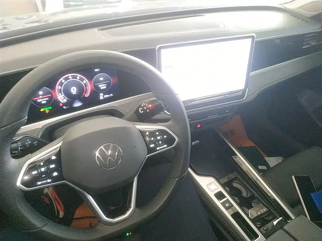 Volkswagen Magotan 2024 300TSI DSG Premium Edition (Eye-catching Package) фото 10
