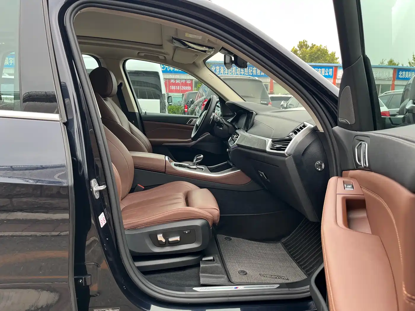 BMW X5 (Import) 2020 xDrive40i M Sport Package фото 25