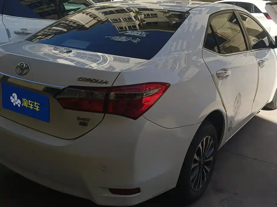 Toyota Corolla 2017 Facelift 1.2T S-CVT GL фото 3