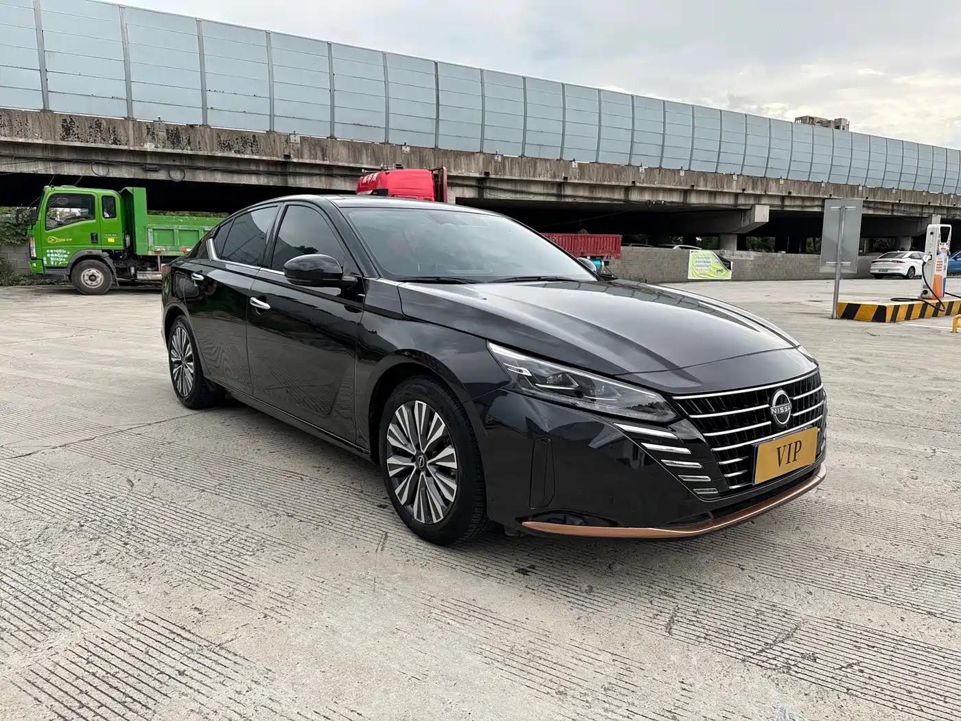 Photo 3 - Nissan Teana