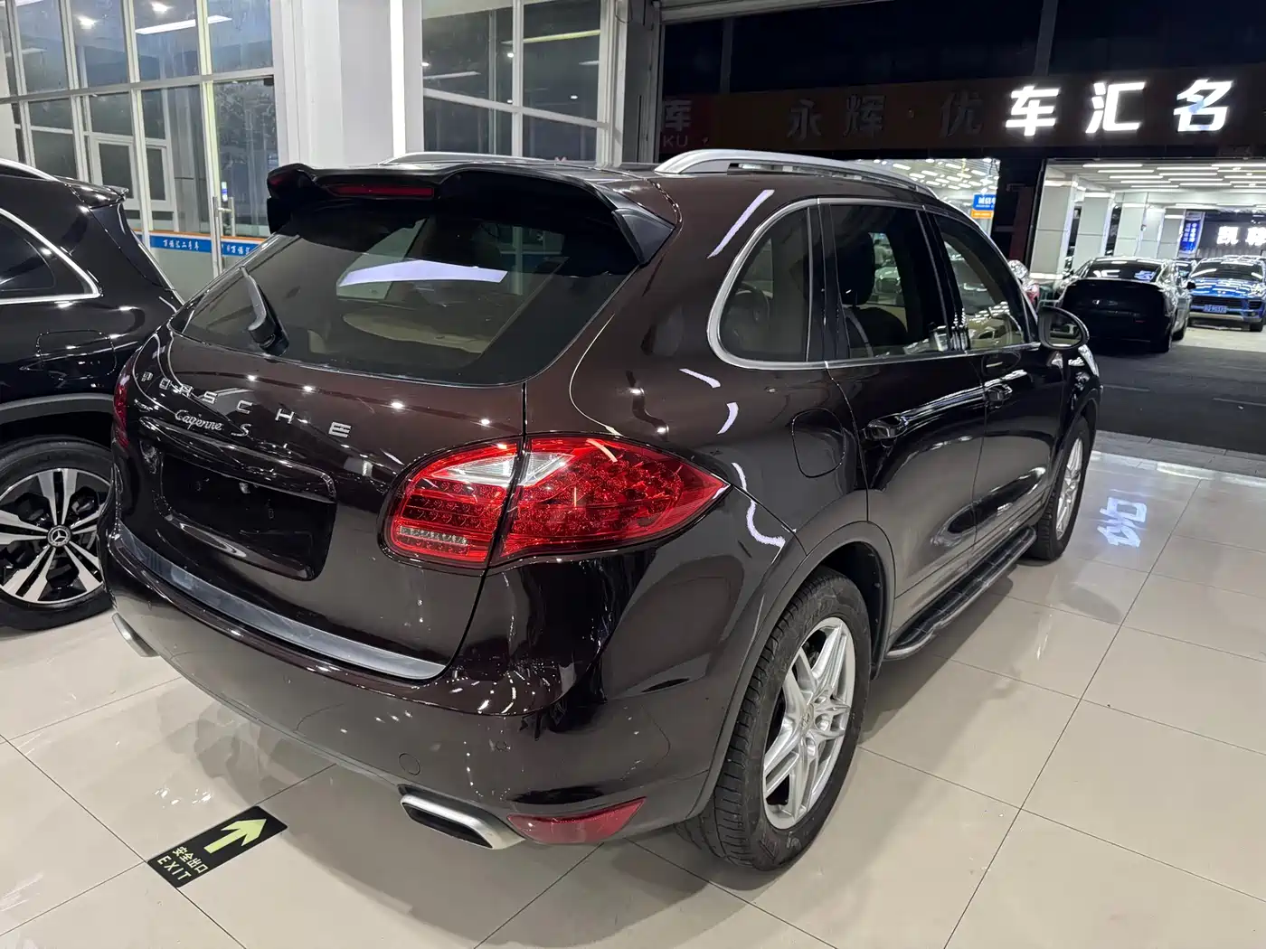 Porsche Cayenne 2011 Cayenne S 4.8L фото 11