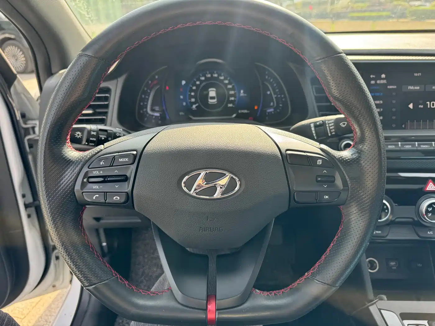 Hyundai Elantra 2020 1.4T DCT Dynamic·Vitality фото 15