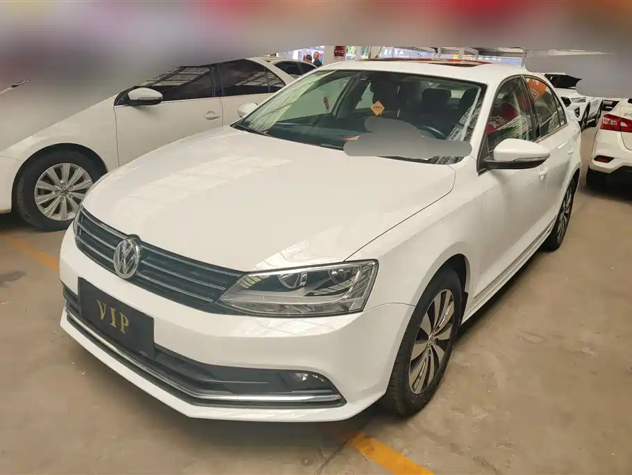 Volkswagen Sagitar 2018 1.6L Automatic Comfort