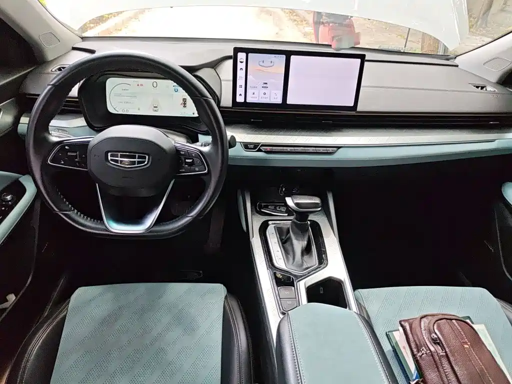 Geely Emgrand L 2022 2022 1.4T CVT Supreme