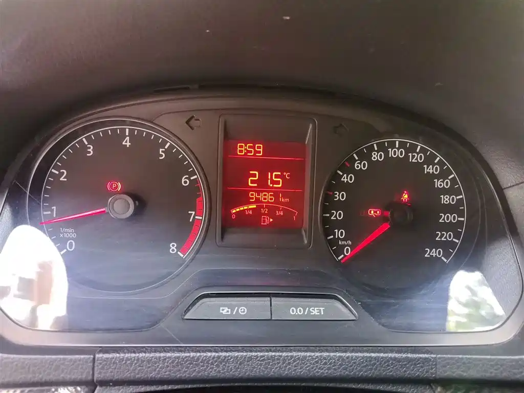 Volkswagen Jetta 2015 Quality Edition 1.4L Manual Fashion фото 4