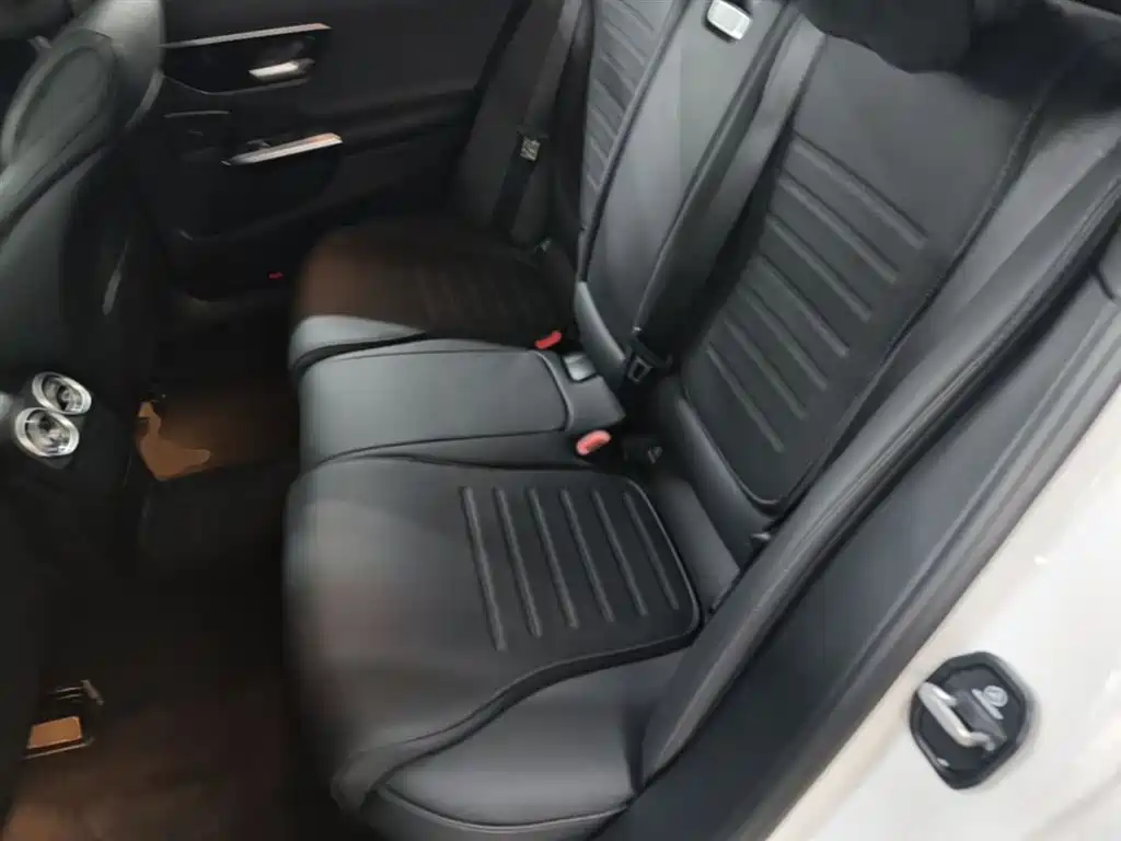 Mercedes-Benz C-Class 2023 Facelift C 260 L Sport Edition фото 17