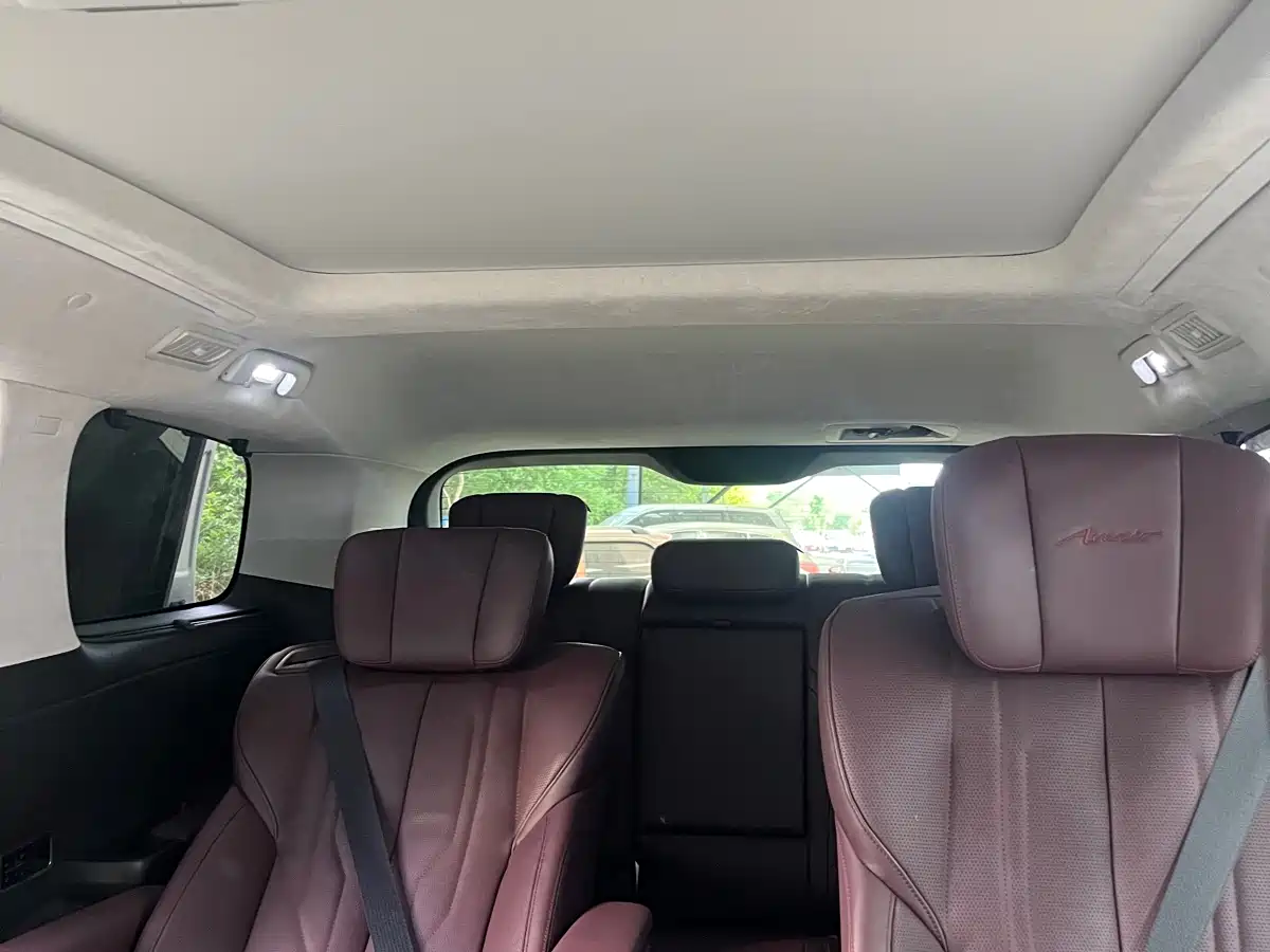 Buick Century 2023 2.0T 7-Seater World Edition фото 20