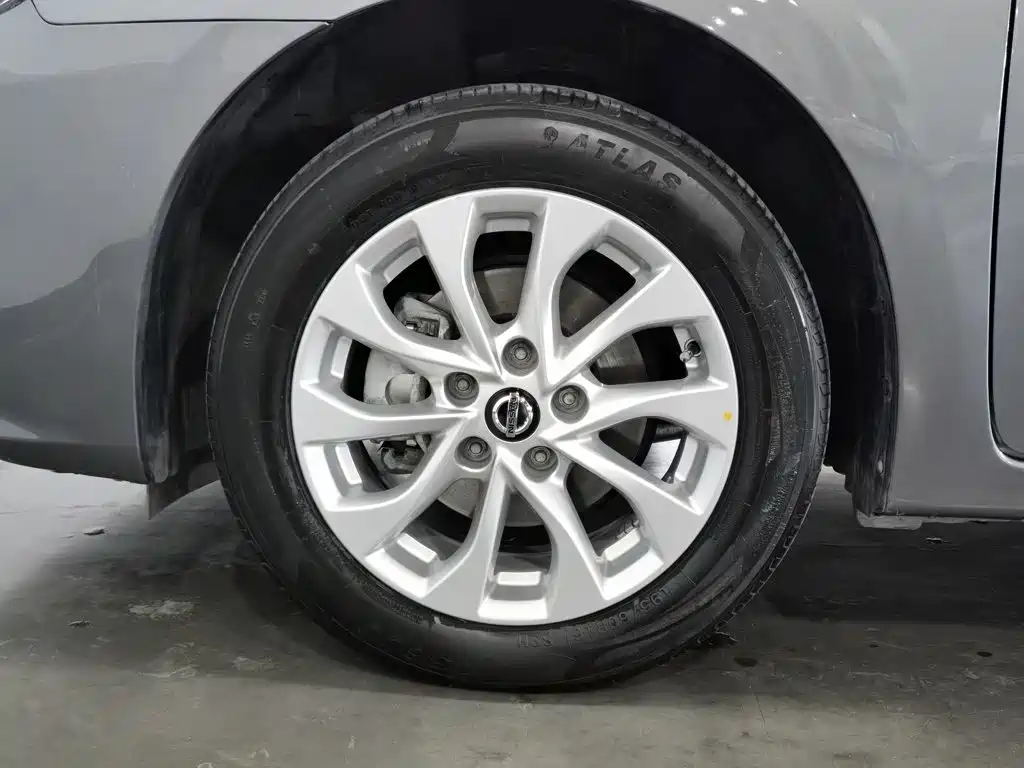 Nissan SYLPHY, миниатюра 17