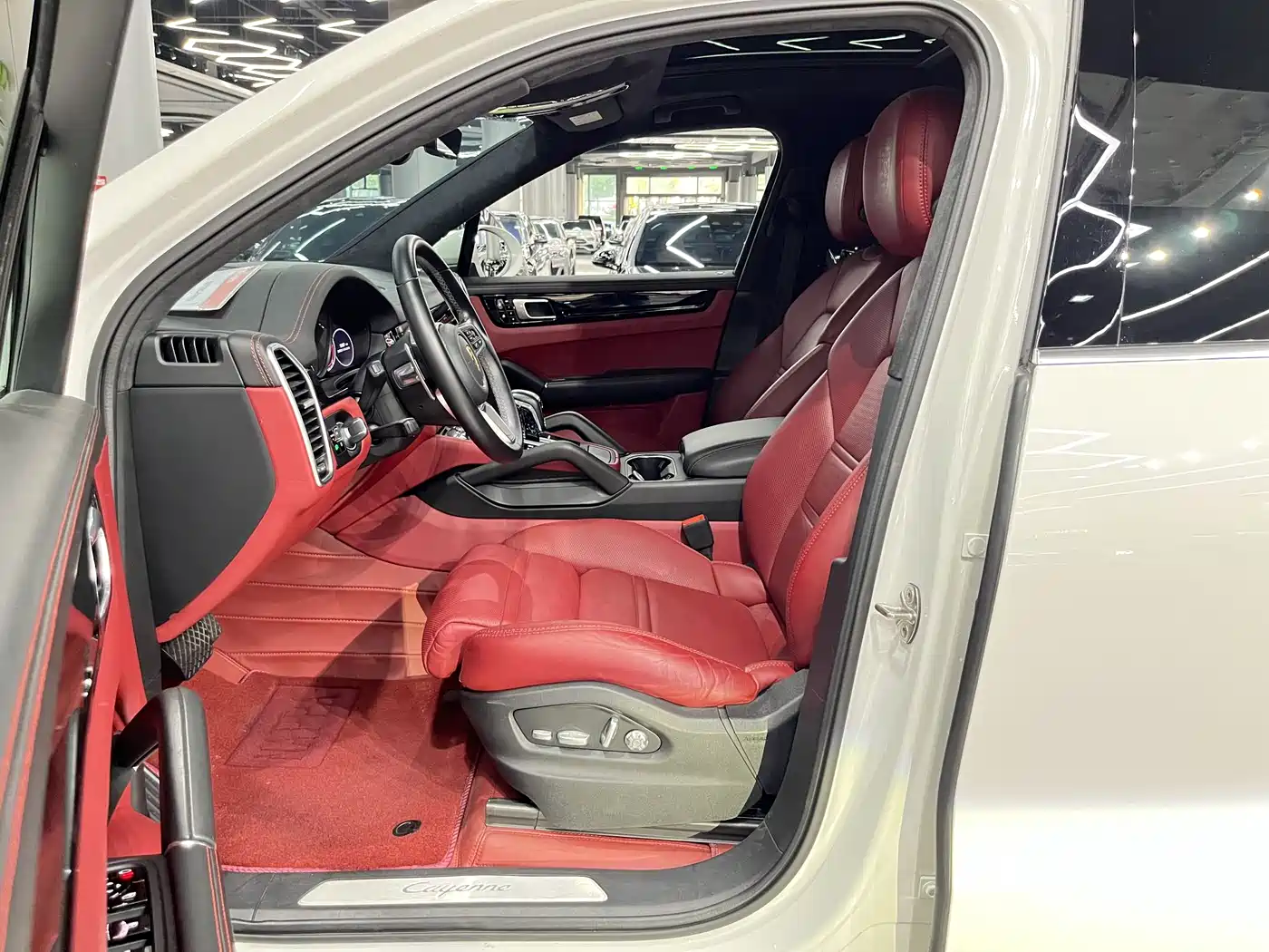 Porsche Cayenne 2019 Cayenne 3.0T фото 4