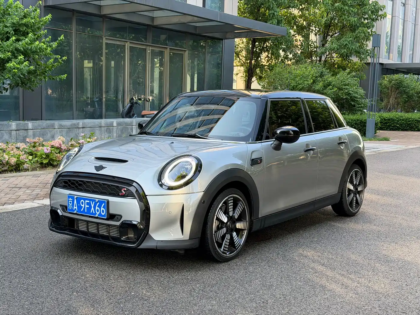 MINI MINI 2024 2023 2.0T COOPER S Artist 5-Door