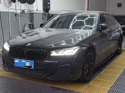 BMW 5