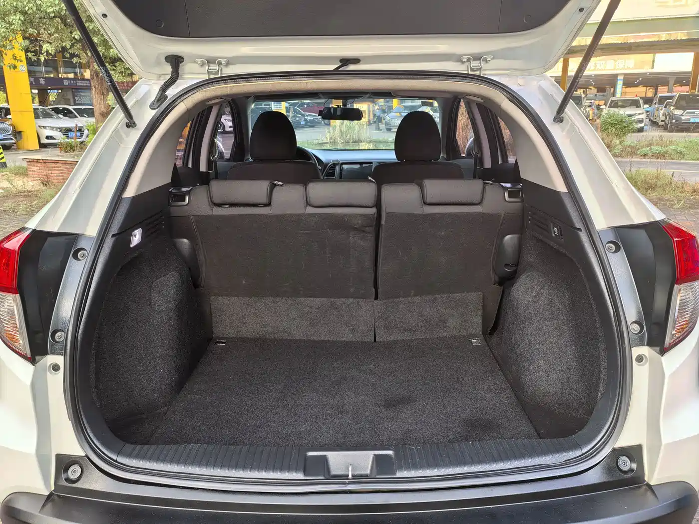 Photo 14 - Honda Vezel