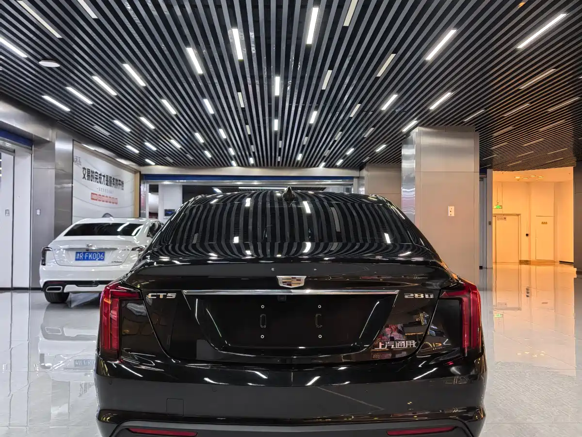 CADILLAC CT5