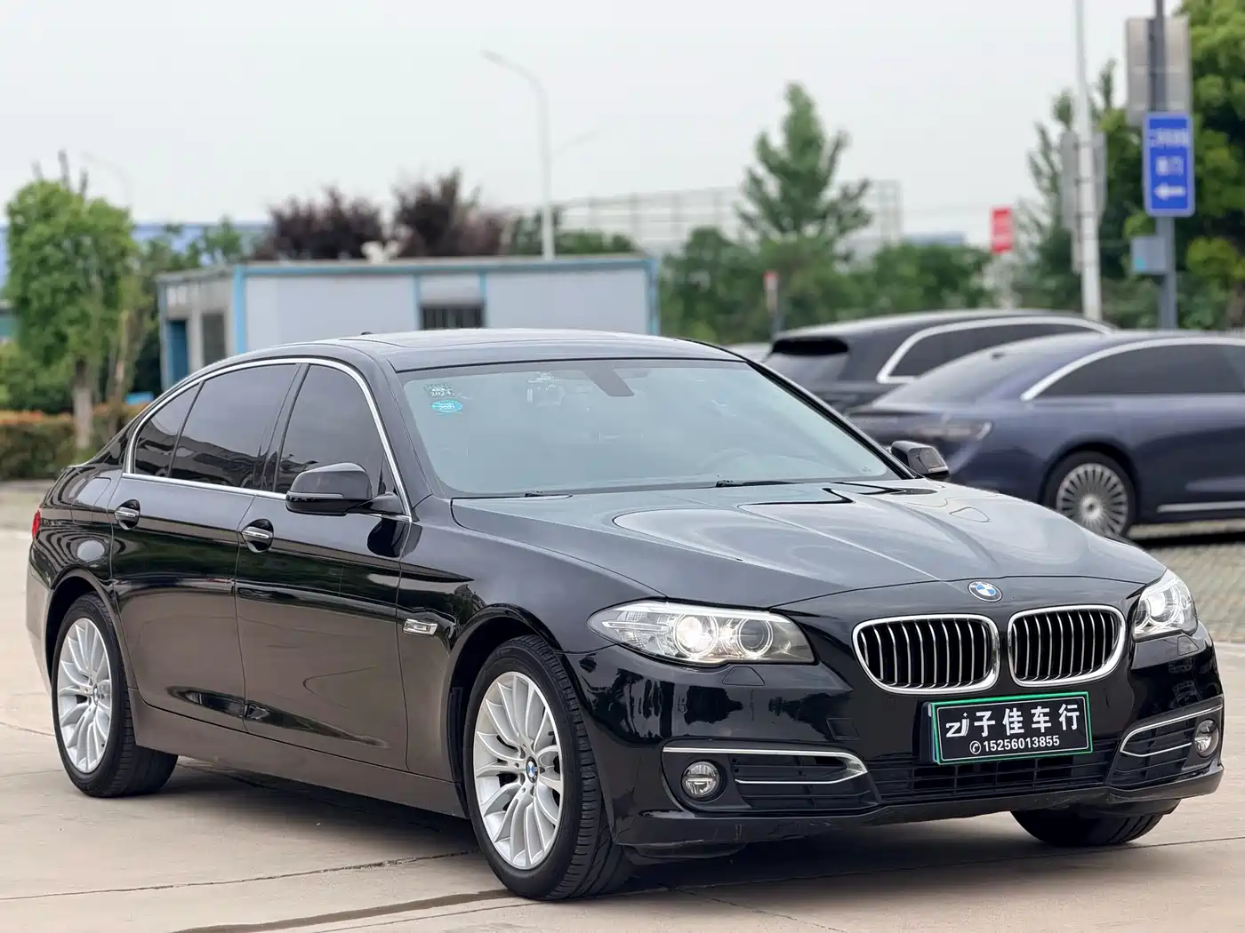 BMW 5 Series 2014 525Li Luxury Design Package фото 3