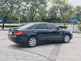 Фото 2 - Toyota Camry