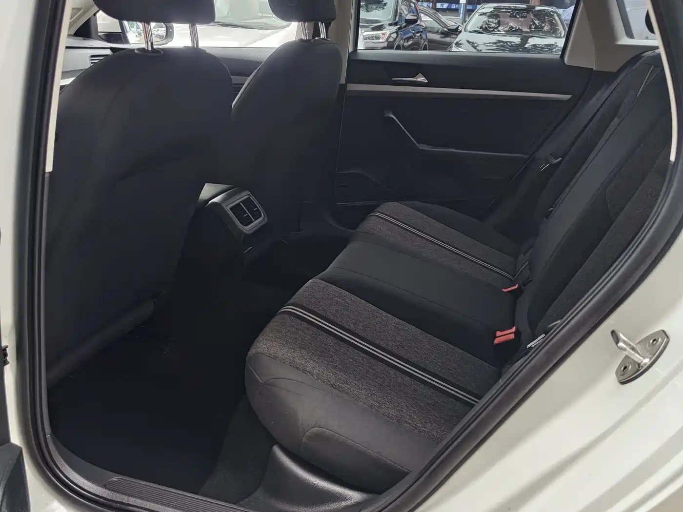 Volkswagen Lavida 2018 1.5L Auto Trend Edition China V фото 6