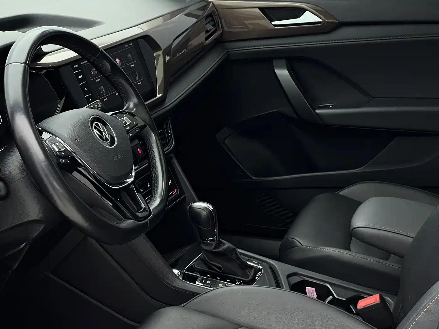 Volkswagen Tharu, миниатюра 15
