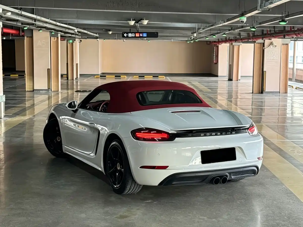 Porsche 718 2018 Boxster 2.0T фото 8
