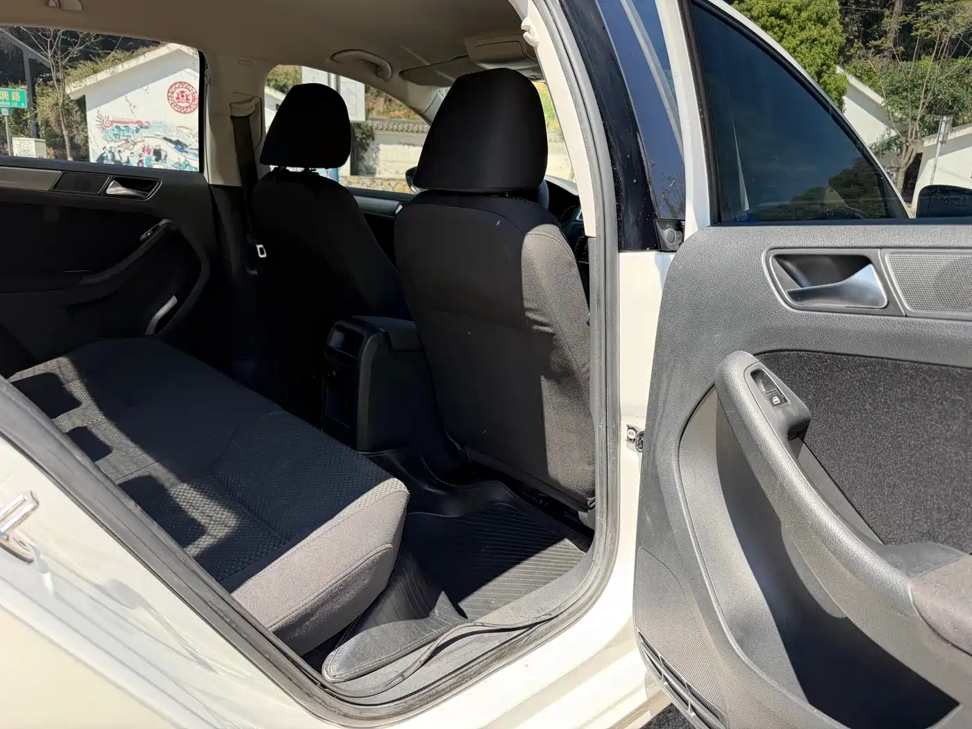 Volkswagen Sagitar 2012 1.4TSI Automatic Luxury фото 17