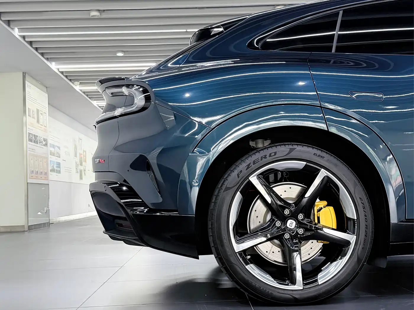 XIAOMI CAR XIAOMI YU7