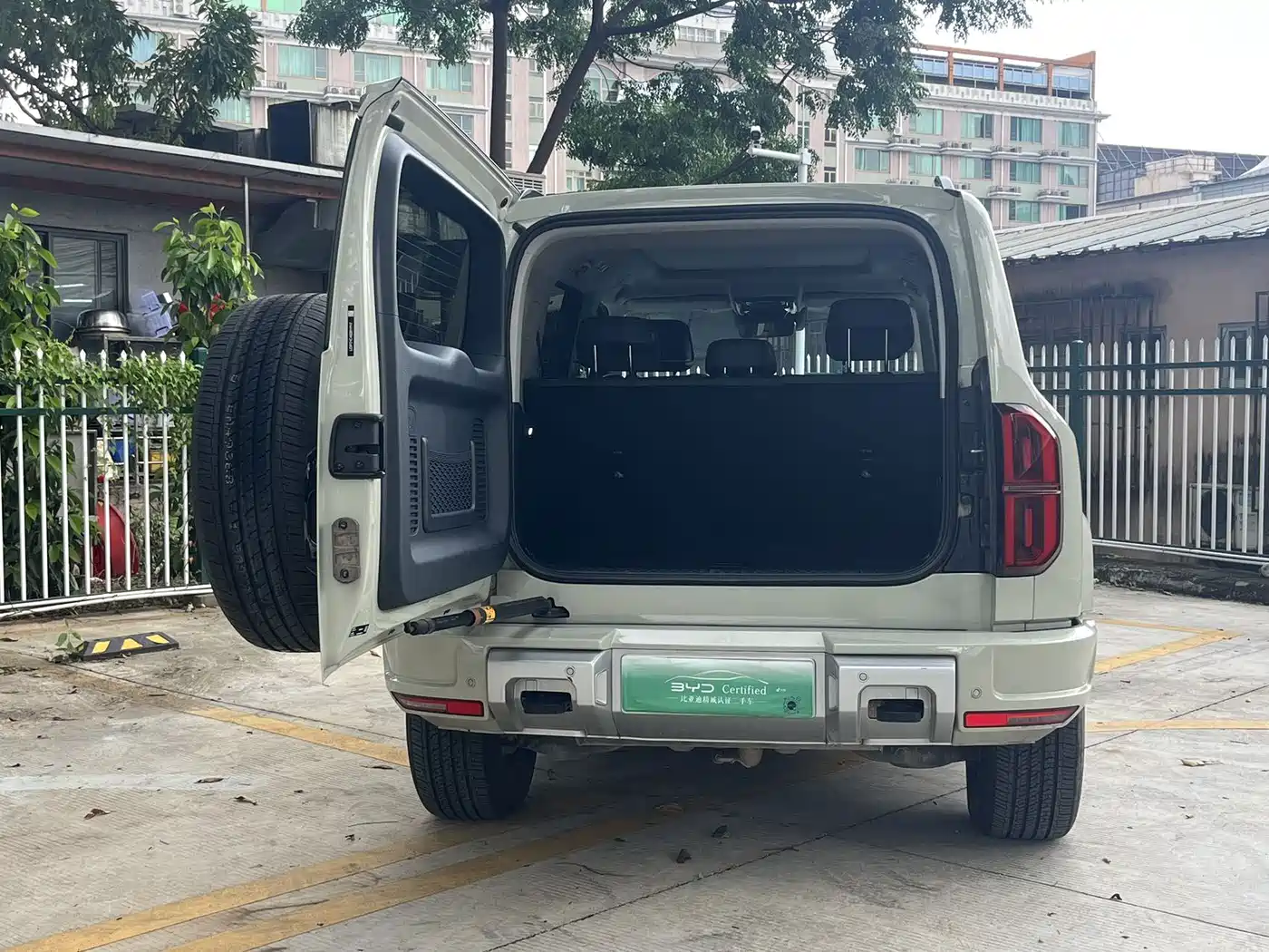 2025 Fang Cheng Bao Leopard 5